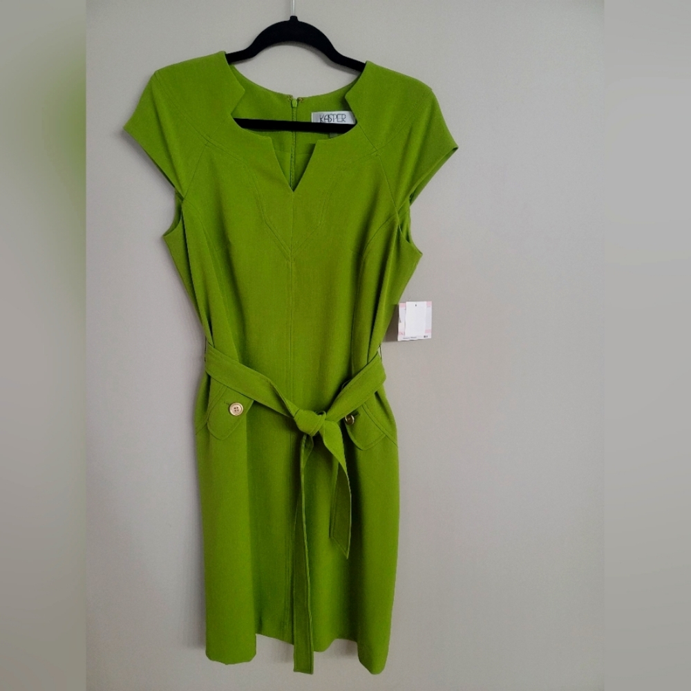 Kasper  short sleeve belted sheath dress size 10 brand new - Green / Avocado
